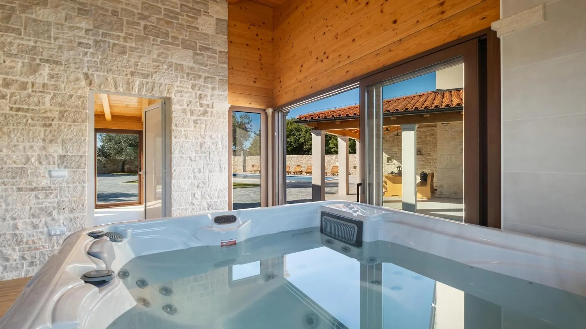 Villa Kata Gajana